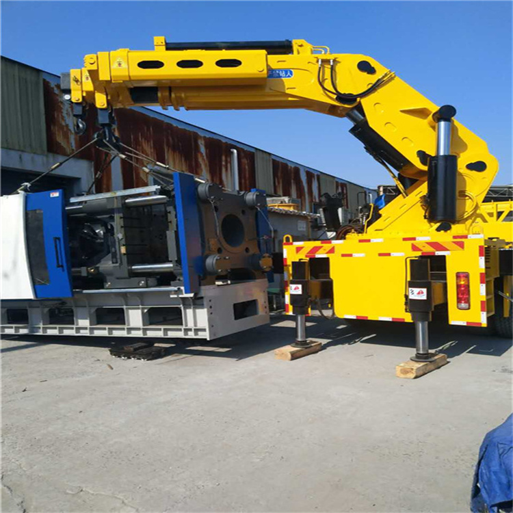 淮南潘集 大吨位折臂吊出租费用解析：一小时租赁多少钱