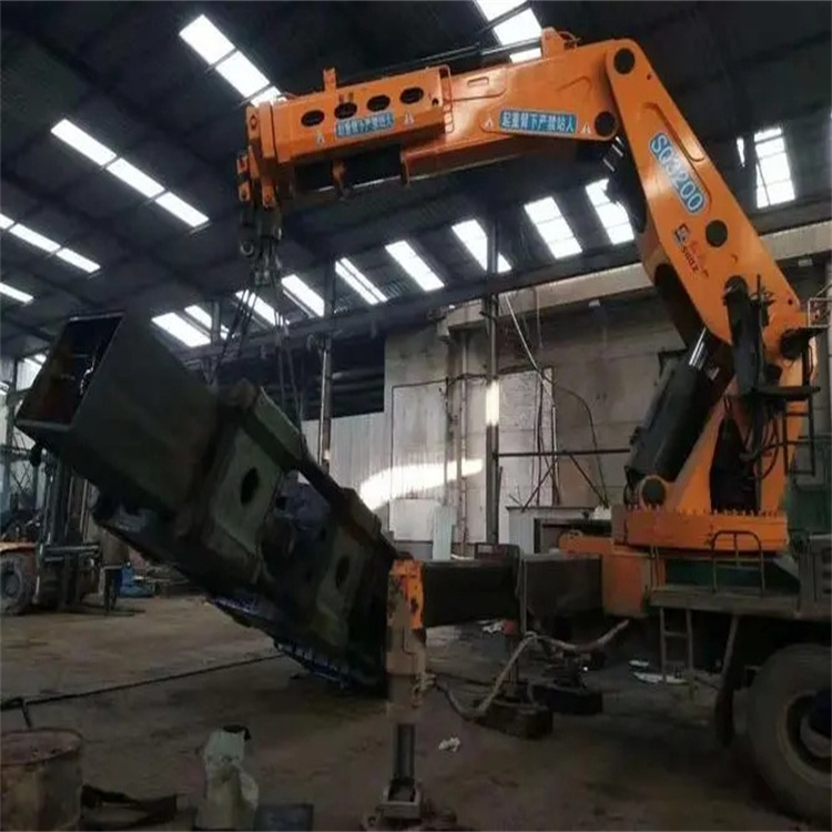 淮南潘集130吨折臂吊车出租吊机租赁附近电话