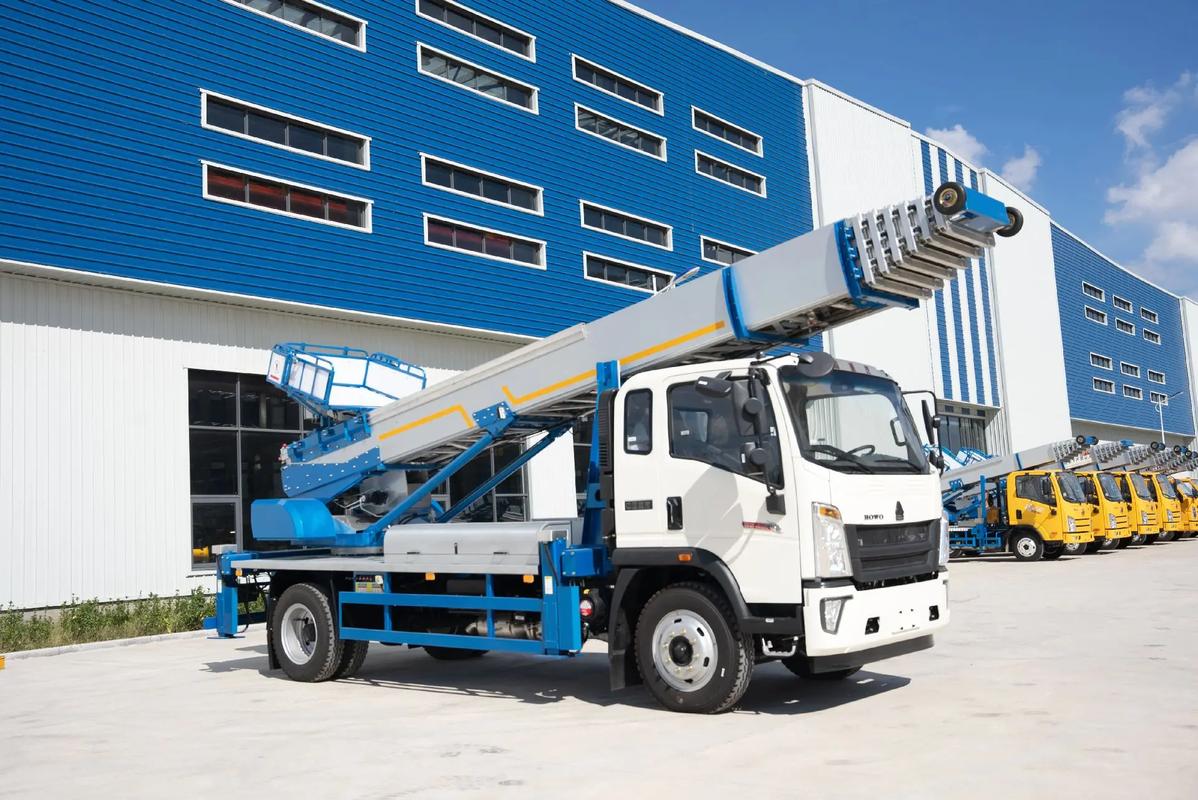 淮南潘集出租云梯车高空作业车 建筑垃圾搬运